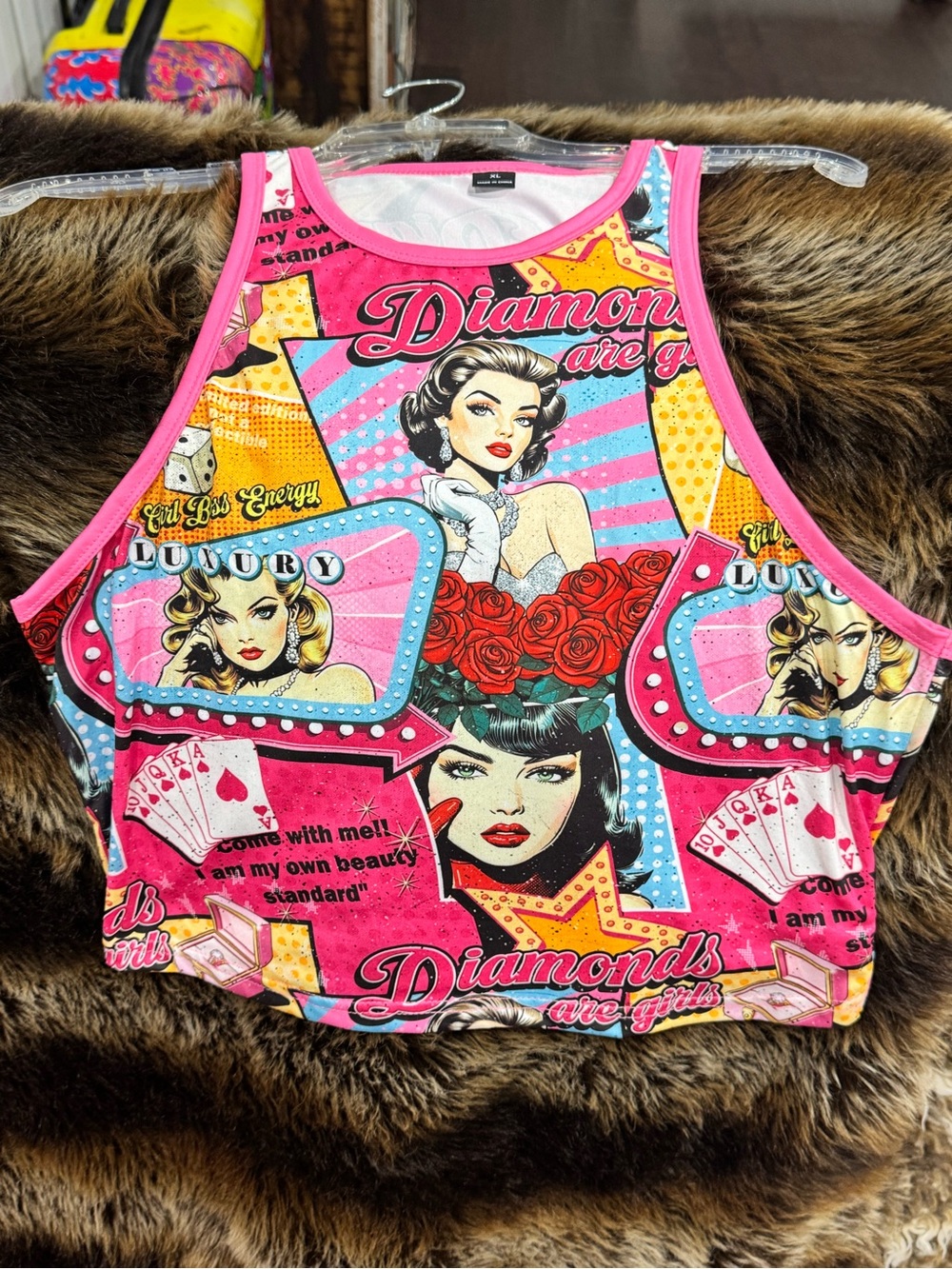 Graphic Pop Art Crop Tank Top - Pink